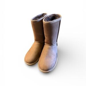 NEW UGG Dark Brown Shearling Short II Boots OG